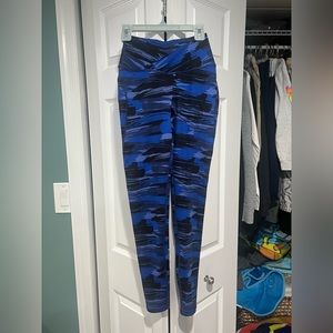 Alphalete surface power leggings